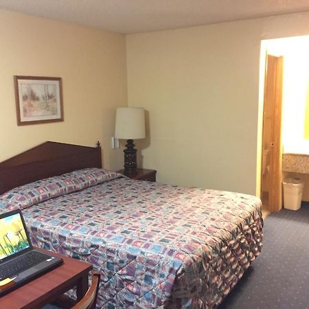 Stagecoach Inn Motel Molalla Eksteriør bilde