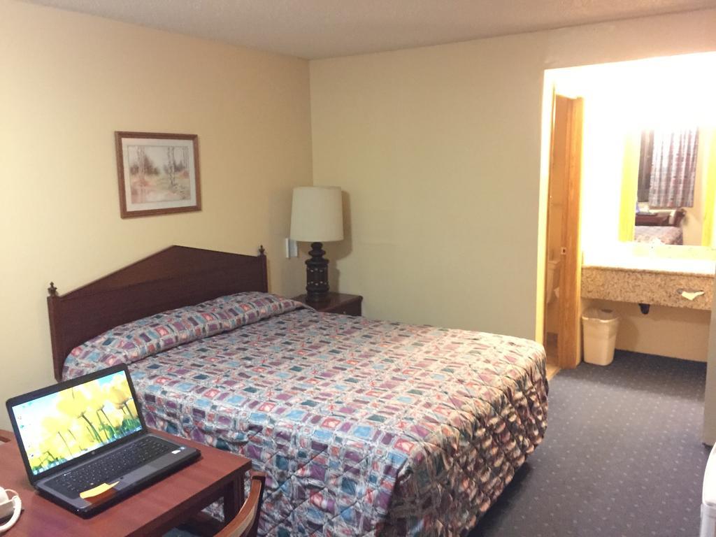 Stagecoach Inn Motel Molalla Eksteriør bilde