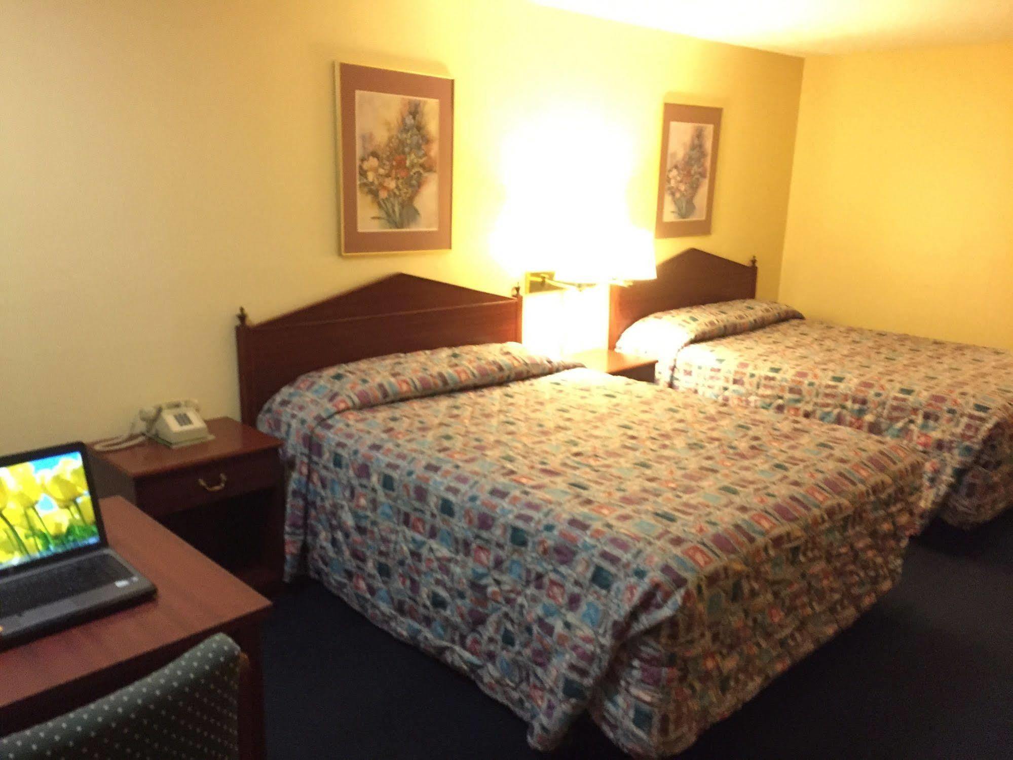 Stagecoach Inn Motel Molalla Eksteriør bilde
