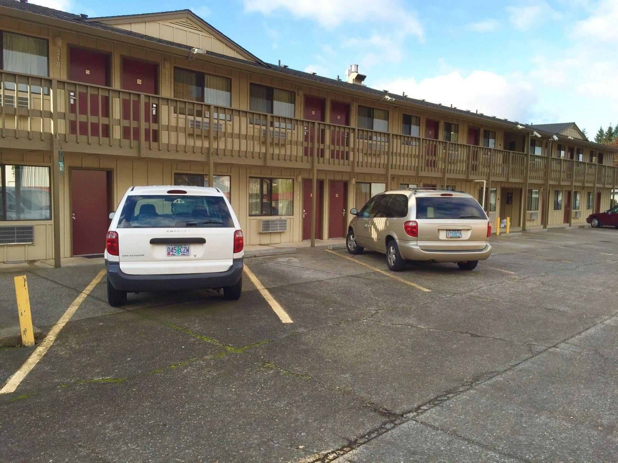 Stagecoach Inn Motel Molalla Eksteriør bilde